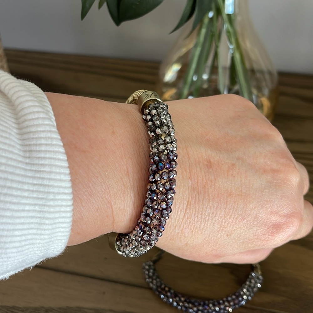 Necklace and bracelet set - Picture 6 of 7